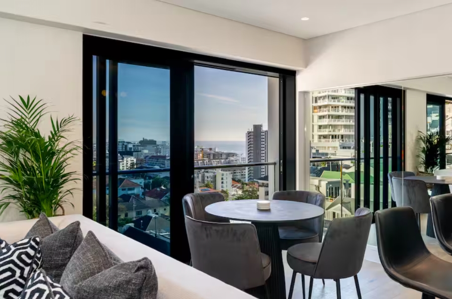 2 Bedroom Property for Sale in Sea Point Western Cape